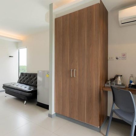 Hotel The Zleep Chonburi Extérieur photo