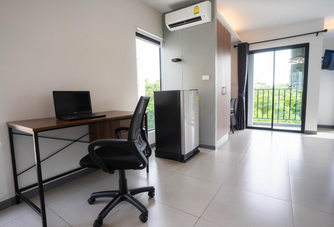 Hotel The Zleep Chonburi Extérieur photo