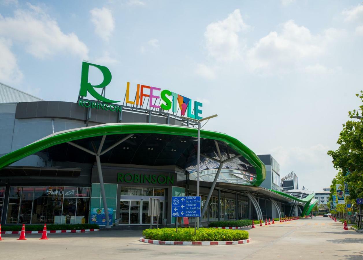 Hotel The Zleep Chonburi Extérieur photo